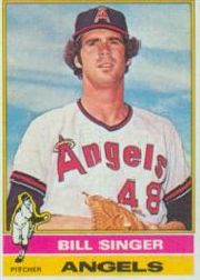 1976 Topps Baseball Cards      411     Bill Singer